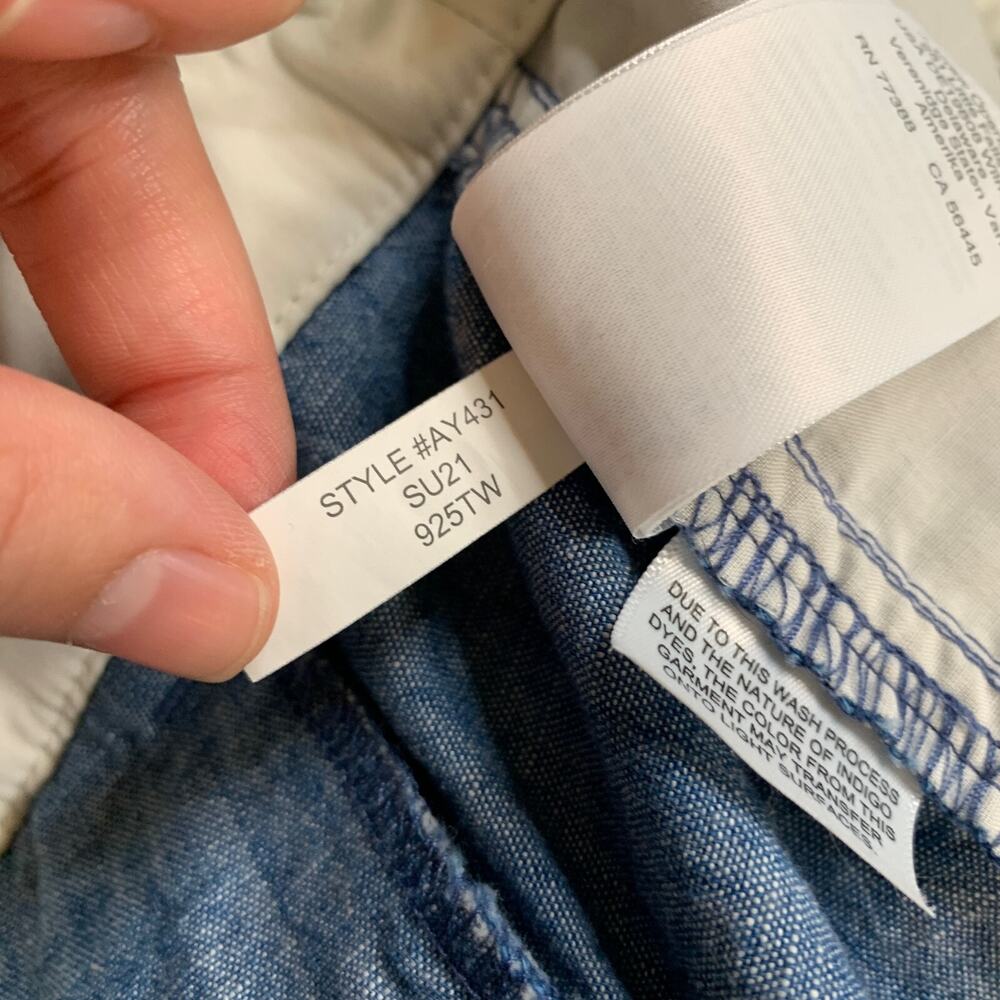 J Crew Shorts Women 8 Blue Classic Chambray Zip Fly Cotton Mid Rise Pocket Chino - Picture 10 of 12